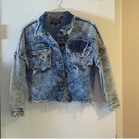 Thrill distressed denim jacket - Picture 3 of 12